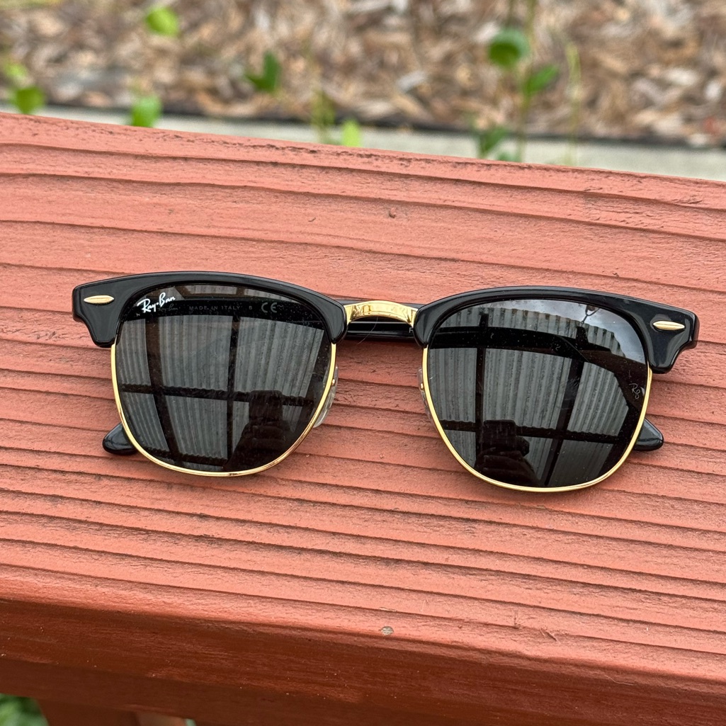 Ray-Ban Clubmaster Classic Black And Gold Sunglasses